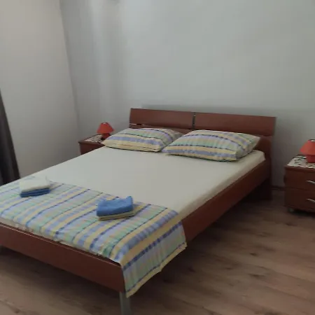 Apartment Ivo